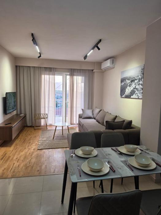 N6 Apartment