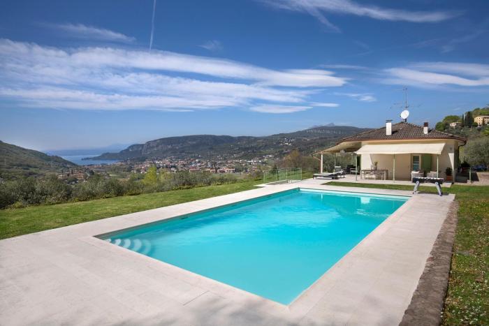 Casara Golden Retreat