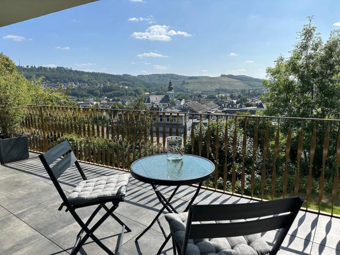 Chices Appartement in zentraler Lage mit großem Balkon