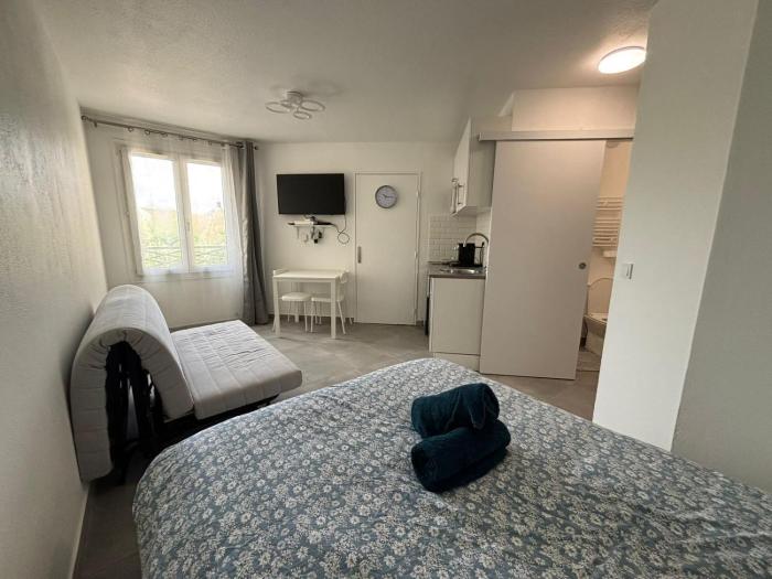 Chaleureux Studio - Disneyland 10 min Paris
