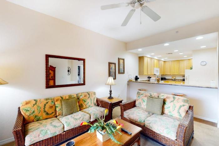 3rd floor condo w sauna hot tub shared pools balcony gym near theme parks