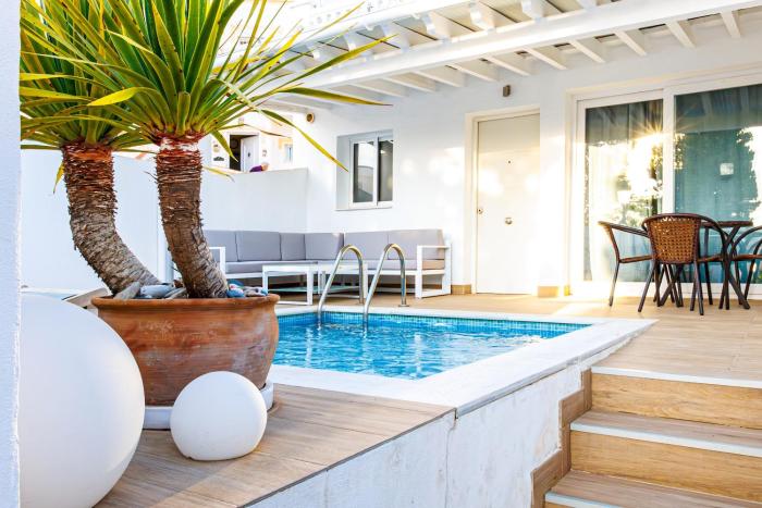 Villa Parador private Heated Pool roof terrace