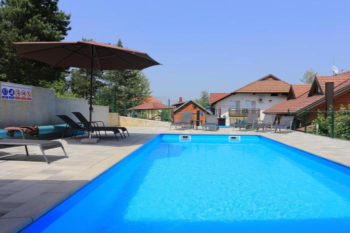 Family-friendly apartments with swimming pool Grabovac, Plitvice - 17532