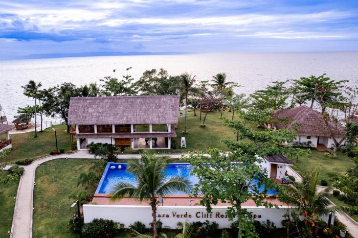 Casa Verde Cliff Resort & Spa