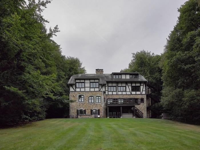 Spacious Villa in Liège