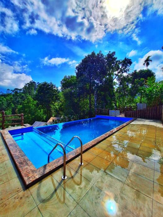 Chalona Pool Resort