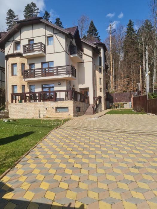 Casa cu pastravi