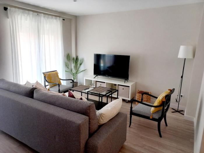 Spacious apartment Mercado & Luceros