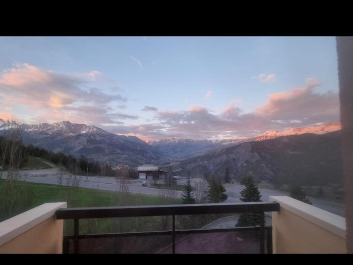 Appartement chaleureux - Balcon panoramique