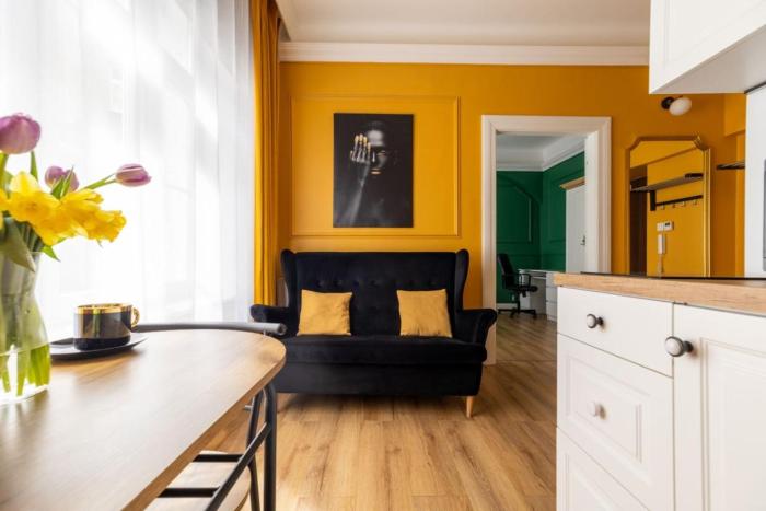 A cozy apartment in the heart of the city