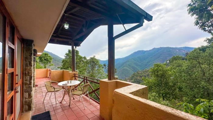 Wild Meadows by Levitate - Exclusive Dual Bedroom Chalet Open Sky View & Fully Equipped Kitchen