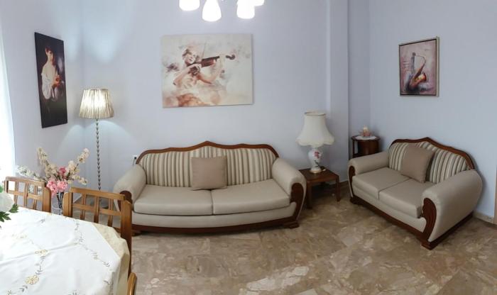 Ioulias Apartment