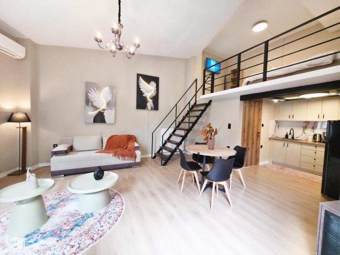 Mura Central Luxury Loft