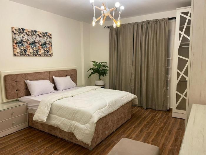 3 bedrooms 3 bathrooms, Rehab old market