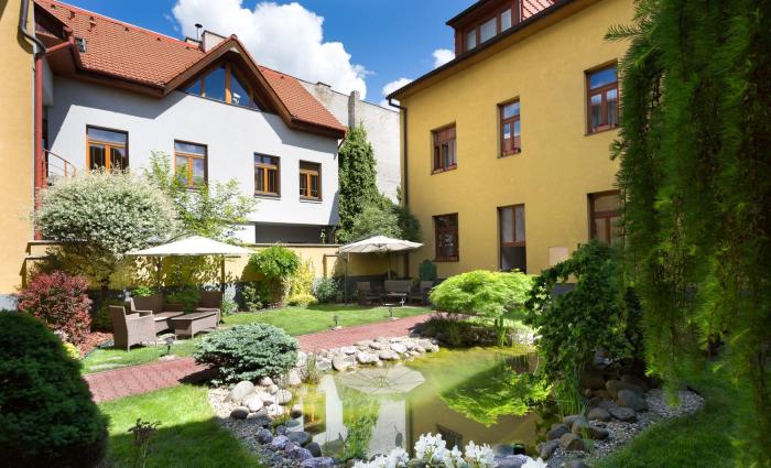 Penzión Hradbová Old Town Residence & SPA