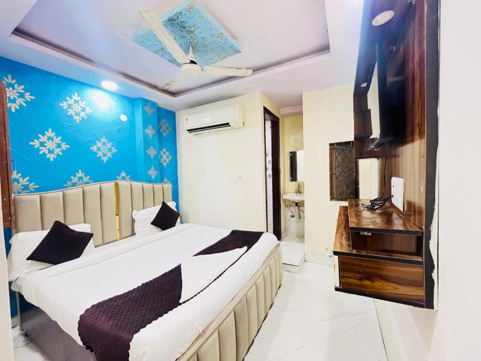 Hotel N P International - Near Govindpuri Metro Station