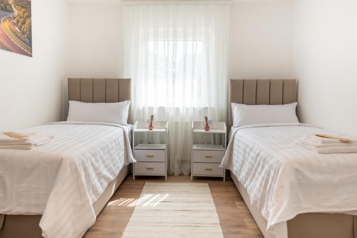Next Lap - Rooms