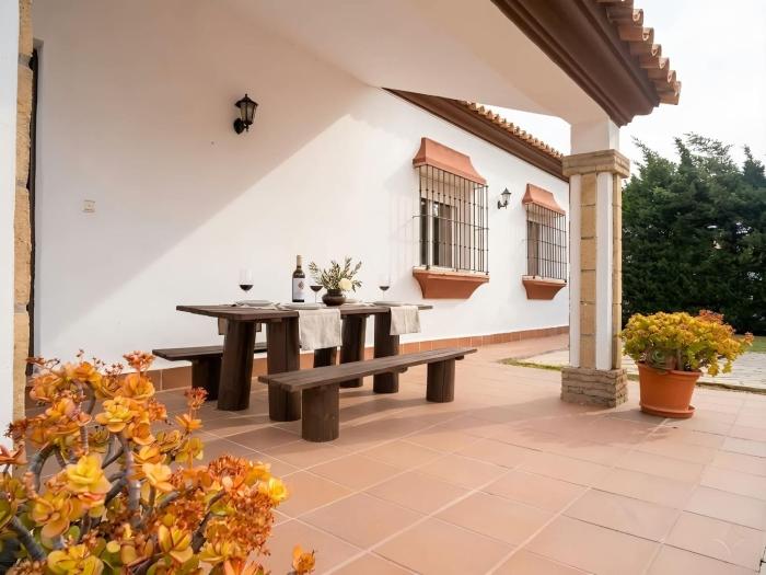 casa con jardin y barbacoa en el palmar solo aceptamos parejas y familias