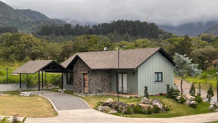 Retreat Cabins Boquete