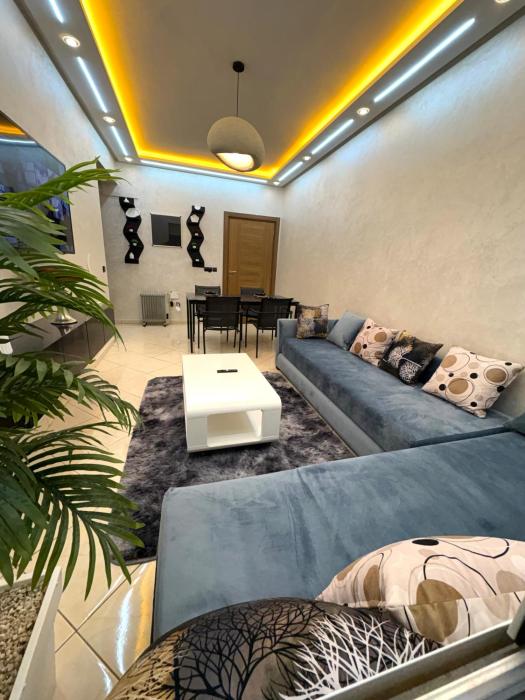Cozy apartment 3 min from Airport
