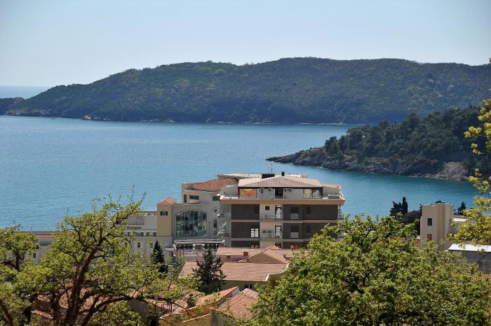 SeaWolf Apartment