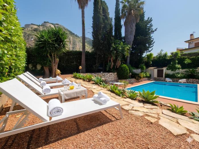 Villa Domus Dea Mondello