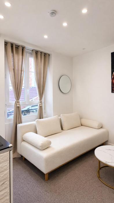 Cozy F1 apartment Paris 16th arrondissement