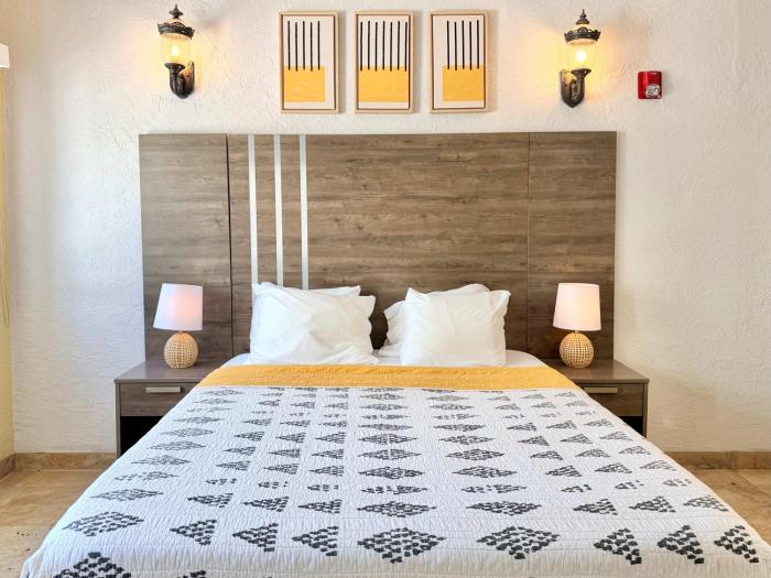 South of Fifth Family & Pet-Friendly Retreat Across from Best Beach in Miami