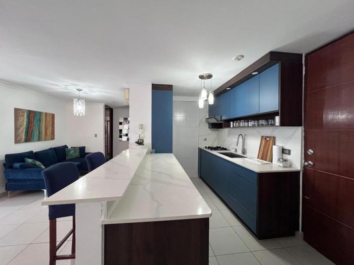 Apartamento centrico cerca a la estacion del metro