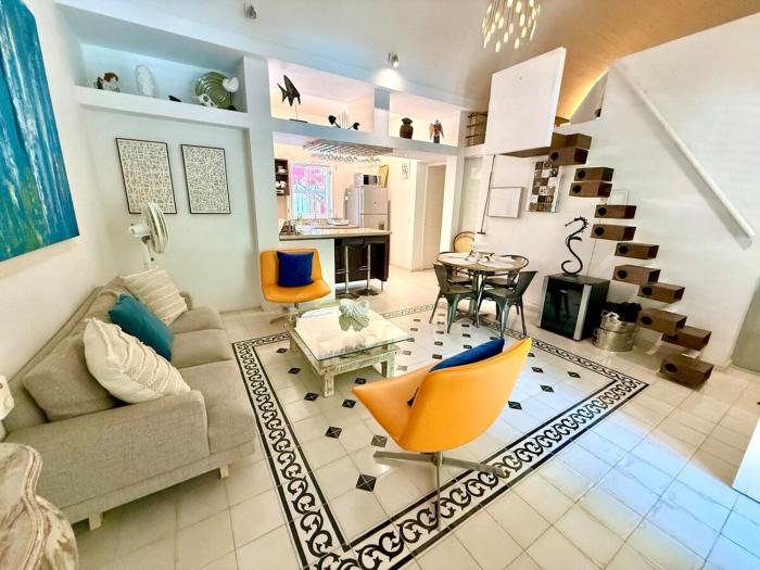 Calamari Homes - Centenario Casa 108 - Walled City