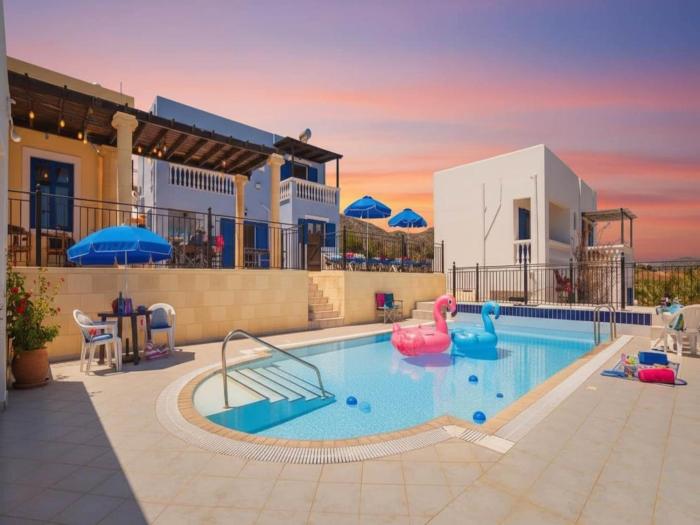Pool Villa Overlooking the Sea