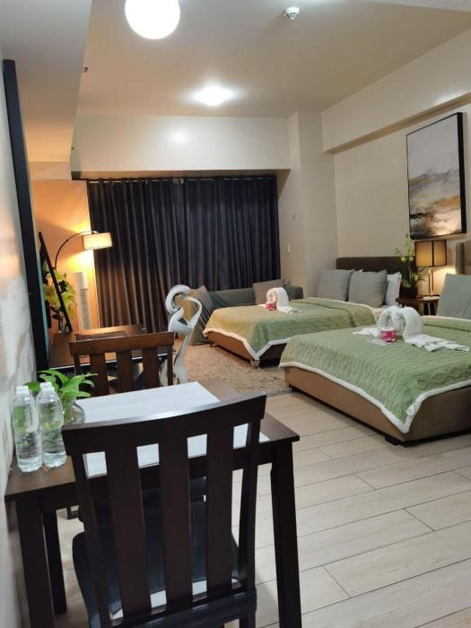 2 Bed Studio Condotel at Newport City Across NAIA T3