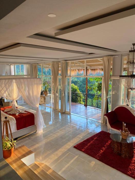 Oceanview Cottage Cempaga - entire 2 BR Bungalow 135 sqm