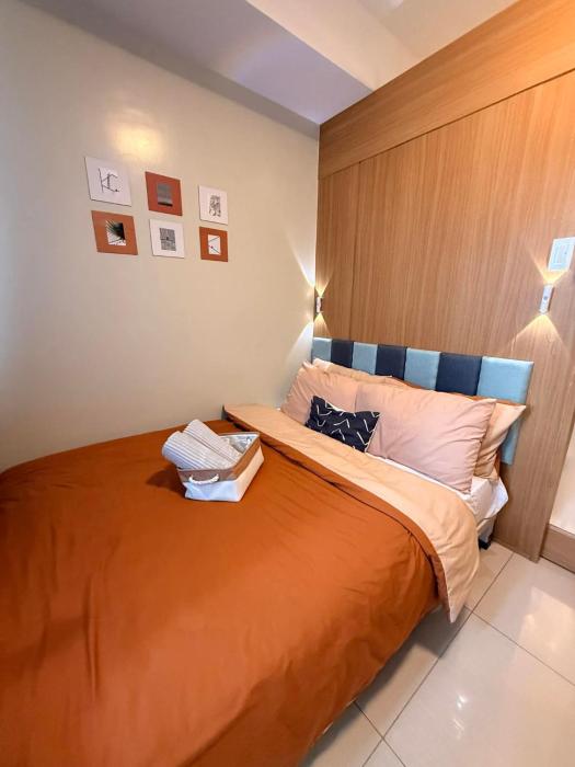 Dusk Suites elevated escapes at Shell Residences, Mall of Asia Complex