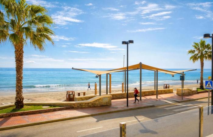 Fuengirola, Primera linea de playa