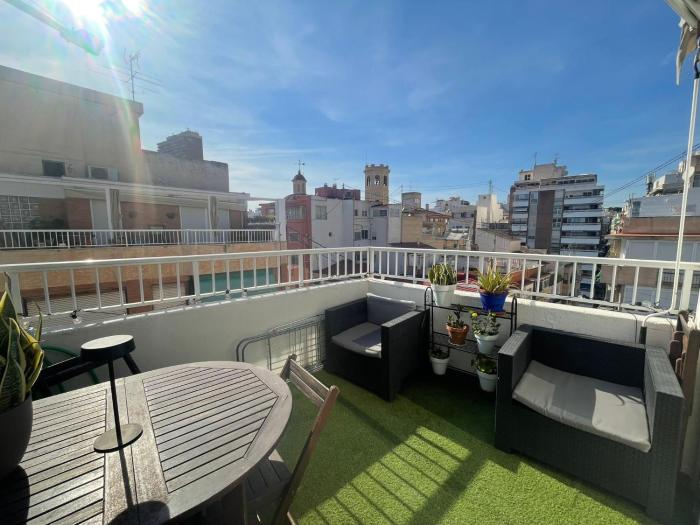 Cozy penthouse city center