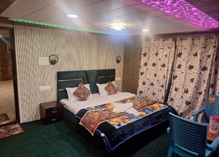 Ganishbal Heights Pahalgam