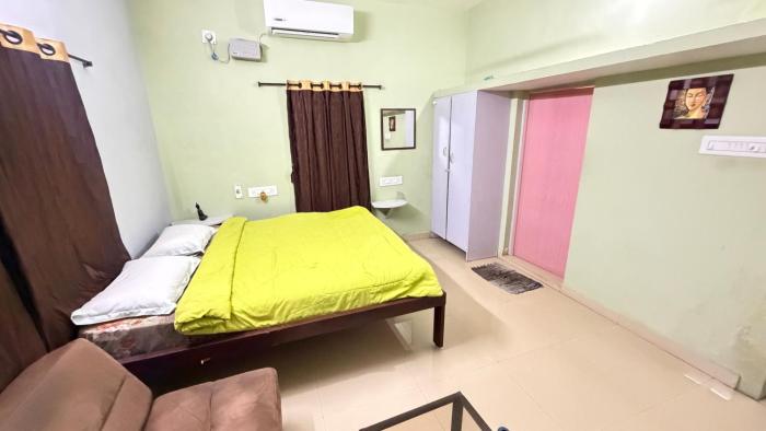 Gravity Groups Urban Escape Villa Near Auroville Beach