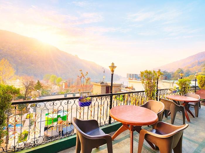 Sarovar Drishay Hotel Ankur Premium Palace Near Mall Road Nainital