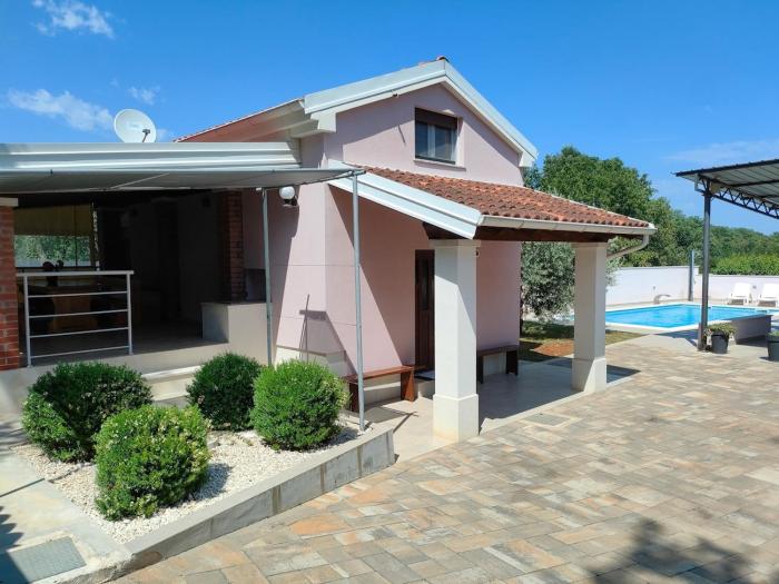 House Intacta