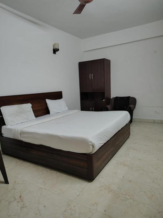 Hotel king palace family stay