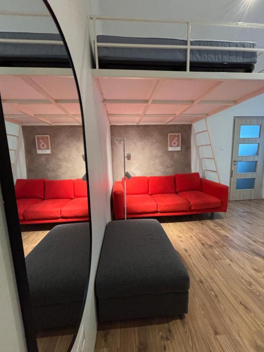 Hanna&Rita home in the centre Lónyay 42A 3rd floor in the back yard