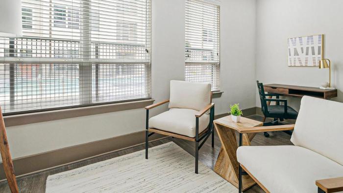 Landing Modern 1BD Gym Clubhouse