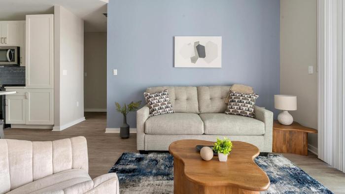 Landing Stunning 2BD Gym Yoga Studio