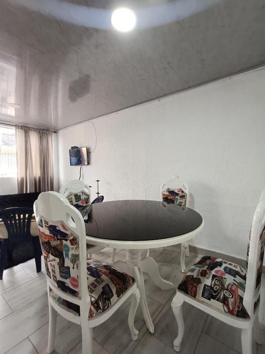 Aparta Suite Belmonte 2 Hab wifi patio TV