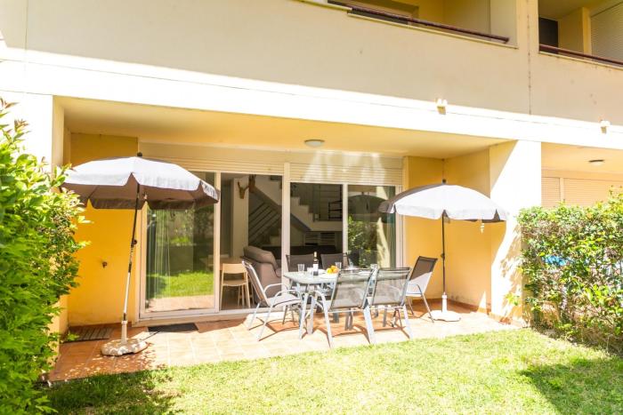 Private garden in the heart of Los Caños