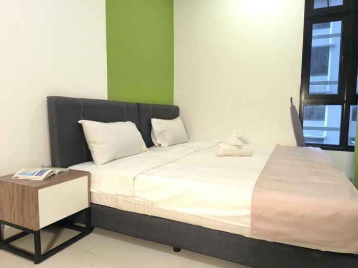 Meridin Sovo 2BR Cozy Modern Suites Medini By STAY