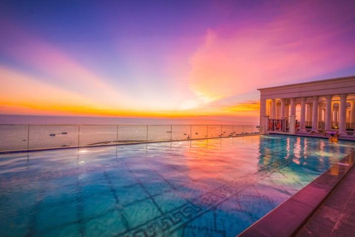 Casare In The Sunset Town Apartments