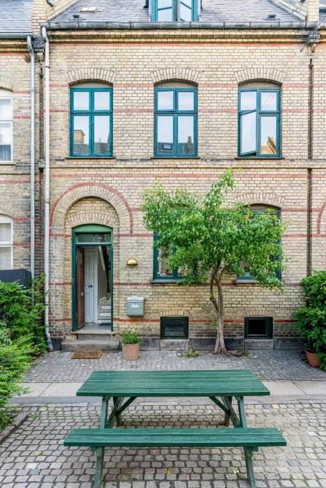 Historic Row House In Humleby Near Frederiksberg