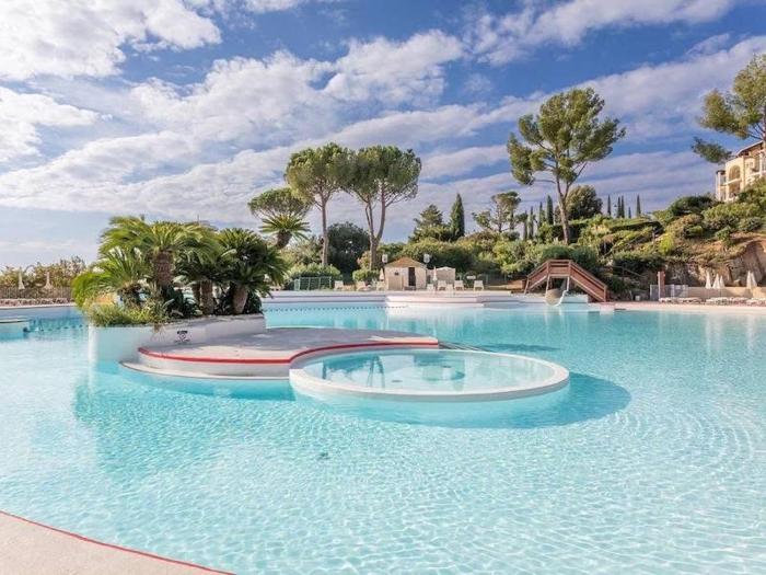 village vacances Cap Esterel vue mer